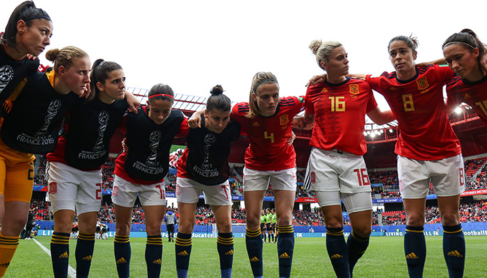 R.P. China vs España: